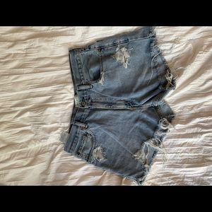 Levi’s jean shorts